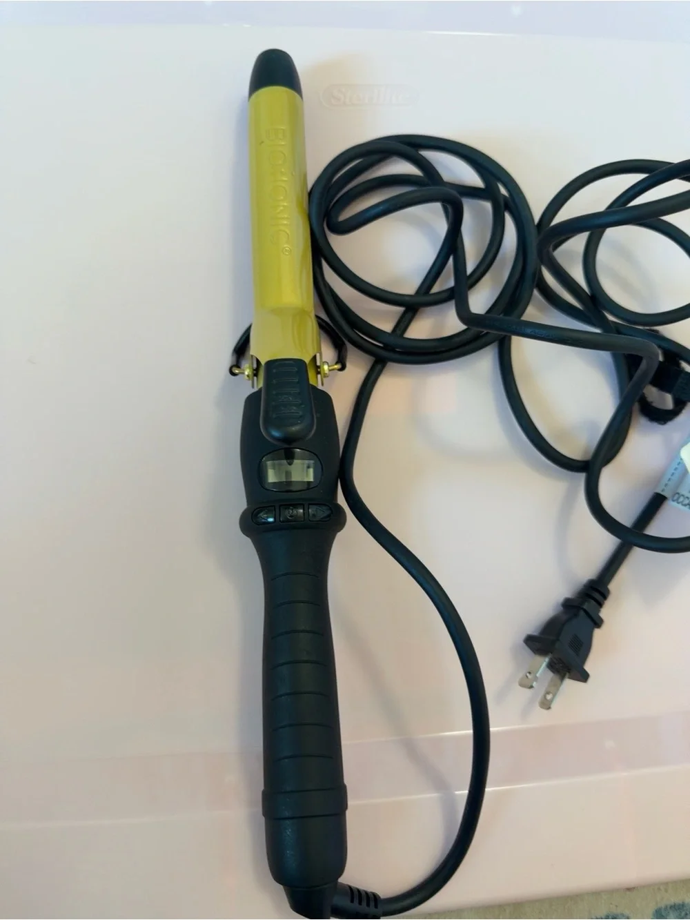 BioIonic Black and Gold Curling Iron with Digital Controls